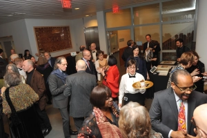 Gala guests enjoying cocktails