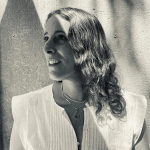 Portrait of juror Shana Lopes